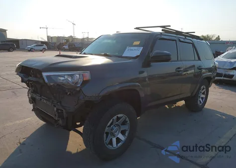 2015 Toyota 4Runner Trail из США, поврежденный, VIN JTEBU5JR6F5223139